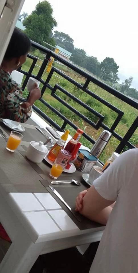Nimaro Courts Hotel Entebbe Luaran gambar